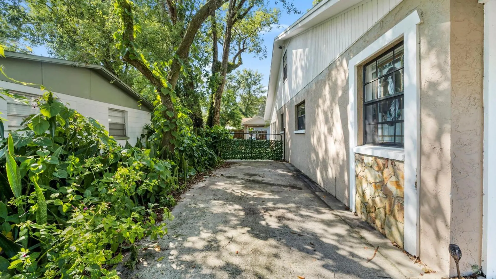 Zen Jungle House By Busch Gardens Sleeps 12 With Outdoor Games & Detached Play Space! Tampa Holiday home