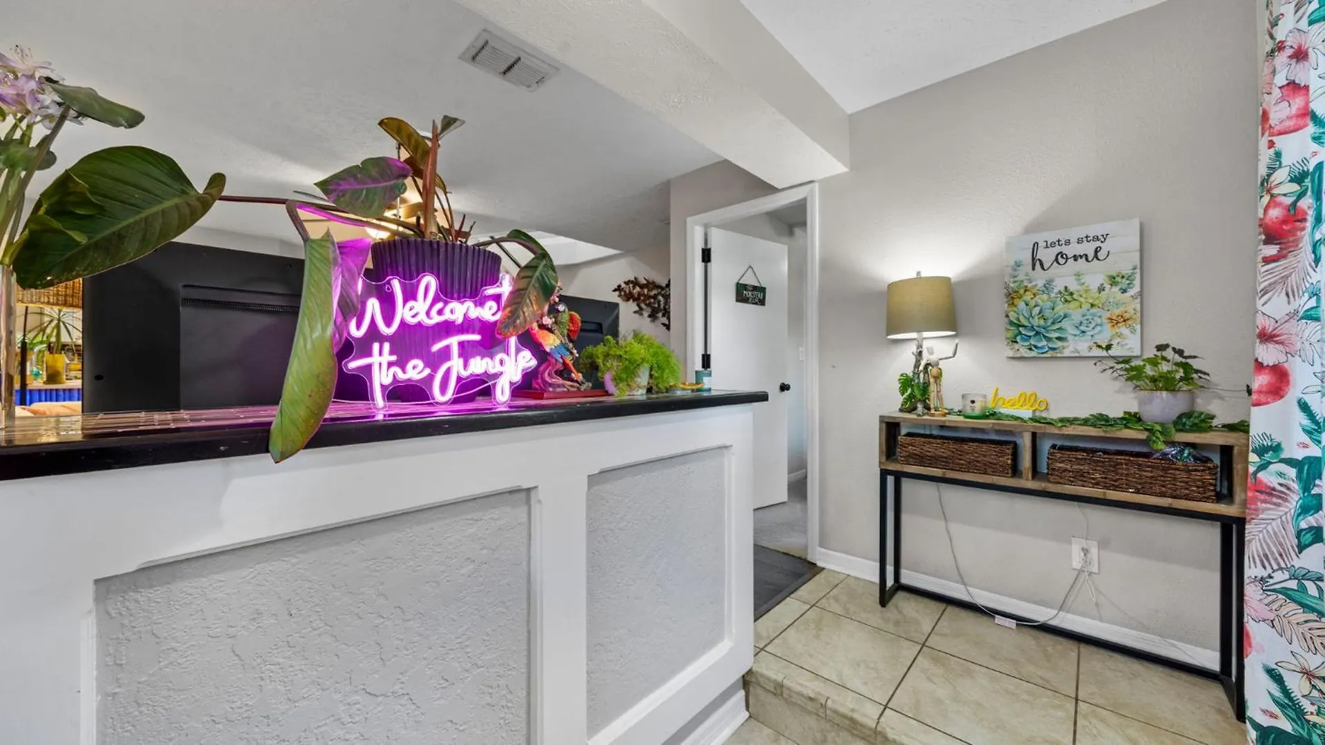 Zen Jungle House By Busch Gardens Sleeps 12 With Outdoor Games & Detached Play Space! Tampa Holiday home