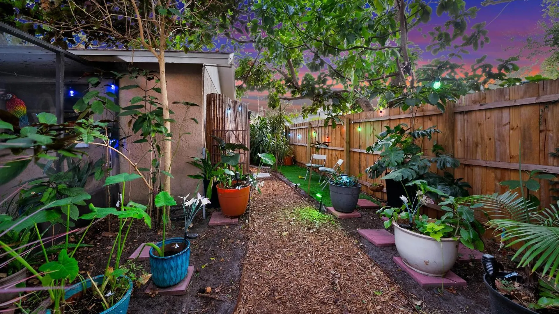 Holiday home Zen Jungle House By Busch Gardens Sleeps 12 With Outdoor Games & Detached Play Space! Tampa