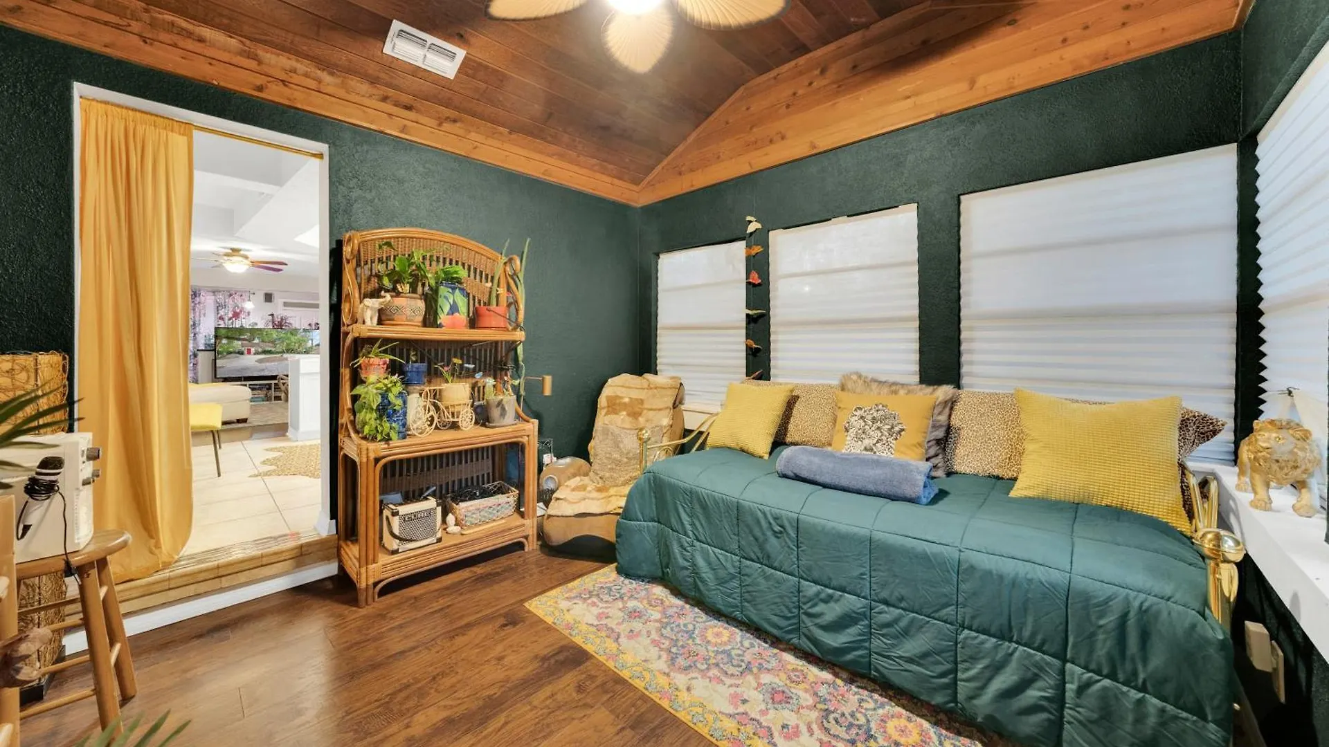 Zen Jungle House By Busch Gardens Sleeps 12 With Outdoor Games & Detached Play Space! Tampa Holiday home